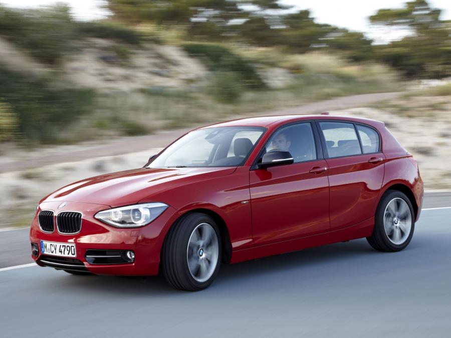  BMW 118i 5-Door Sport Line 2011 года  (фото 16 из 31)